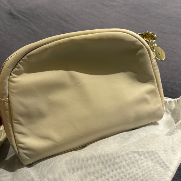 Lo & Sons Nouvelle nylon crossbody bag EUC - Picture 8 of 16